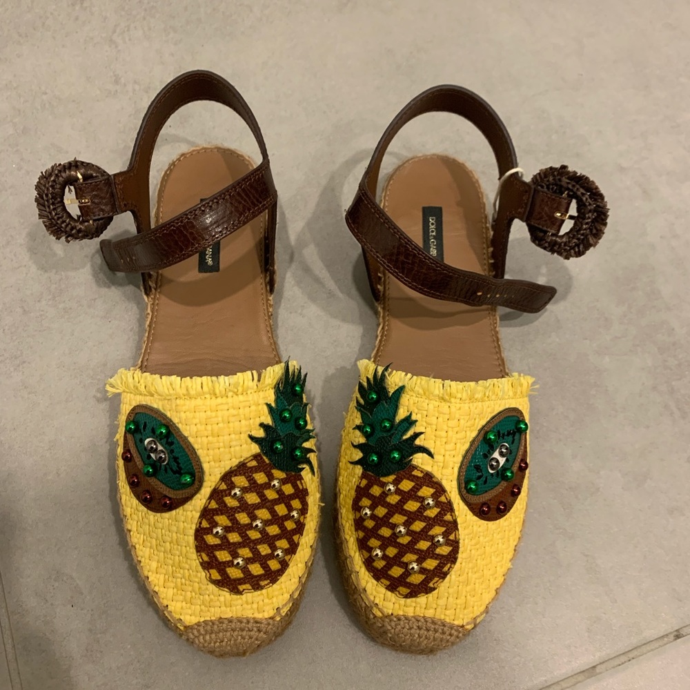 Dolce And Gabanna sandals